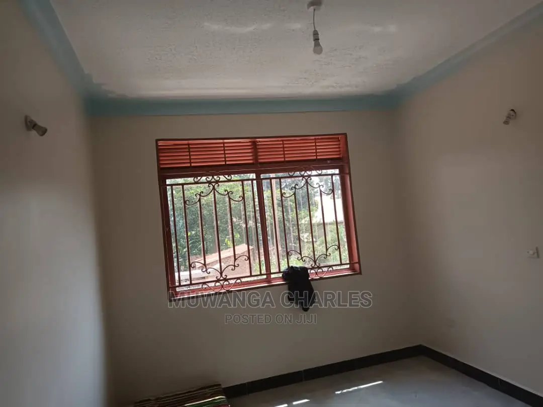 4bdrm Duplex in Fs Properties Ltd, Central Division for Rent