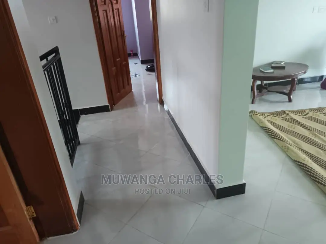 4bdrm Duplex in Fs Properties Ltd, Central Division for Rent