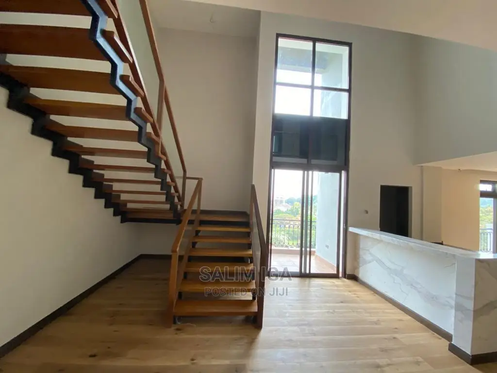 4bdrm Penthouse in Kololo Property, Central Division for Sale
