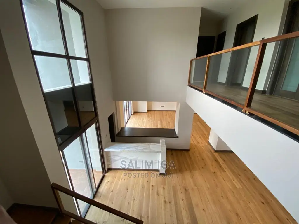 4bdrm Penthouse in Kololo Property, Central Division for Sale