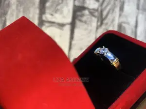 Engagement Rings Available With the Ring Box