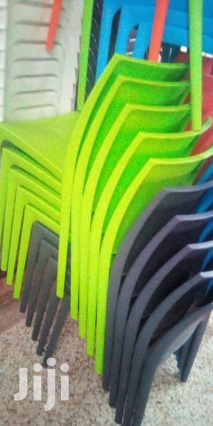 Plastic Restourant Chairs
