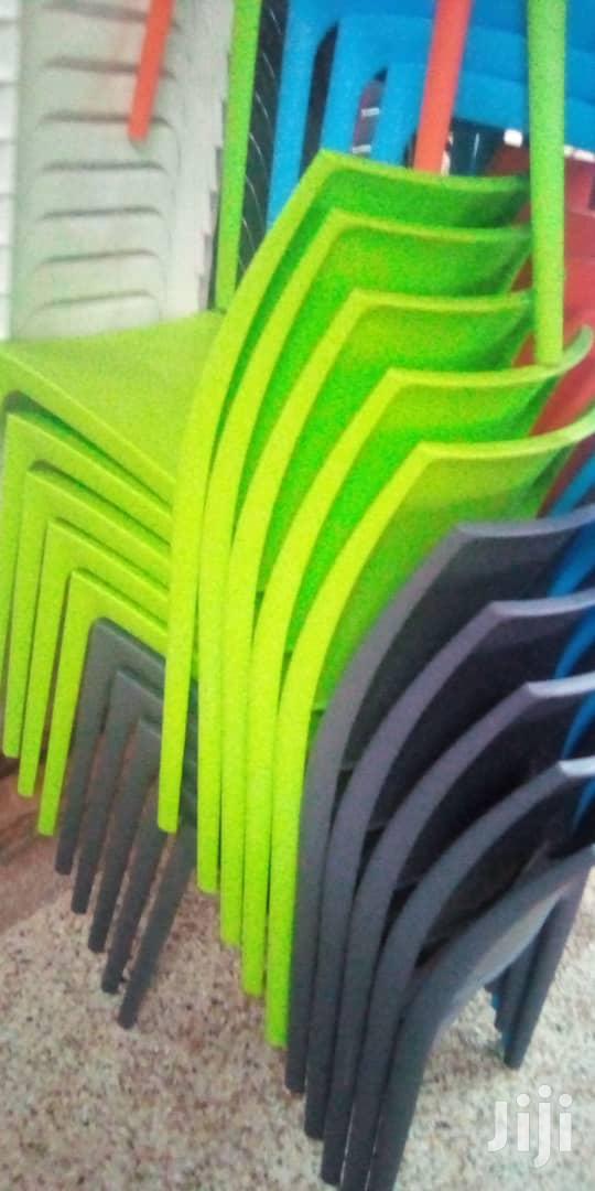 Plastic Restourant Chairs