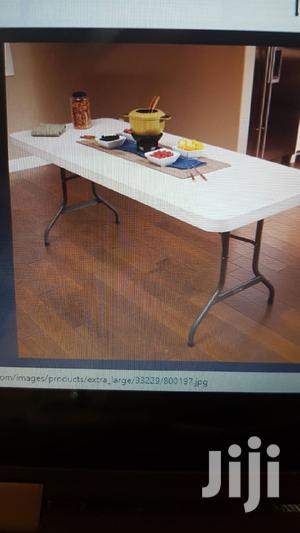 Foldable Plastic Table