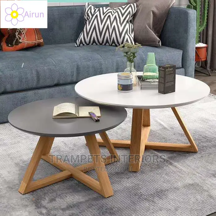 Circular Table's