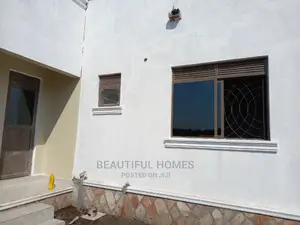 Furnished 4bdrm House in Kira for Sale