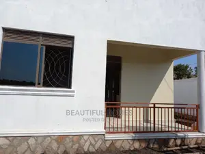 Furnished 4bdrm House in Kira for Sale