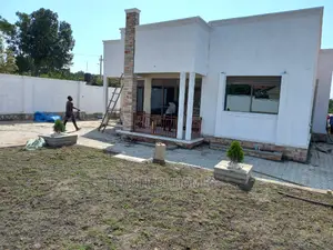 Furnished 4bdrm Bungalow in Kira for Sale