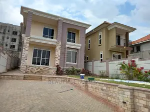 Furnished 4bdrm Duplex in Kira Tarmacked for Sale