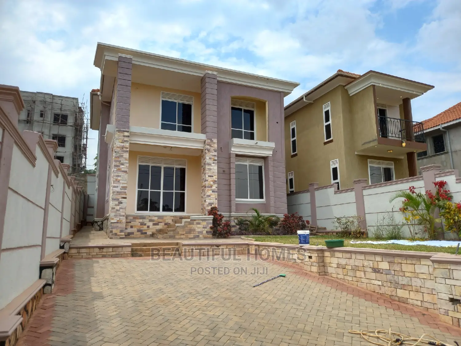 Furnished 4bdrm House in Kira Rich for Sale
