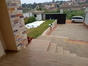 Furnished 4bdrm House in Kira Rich for Sale