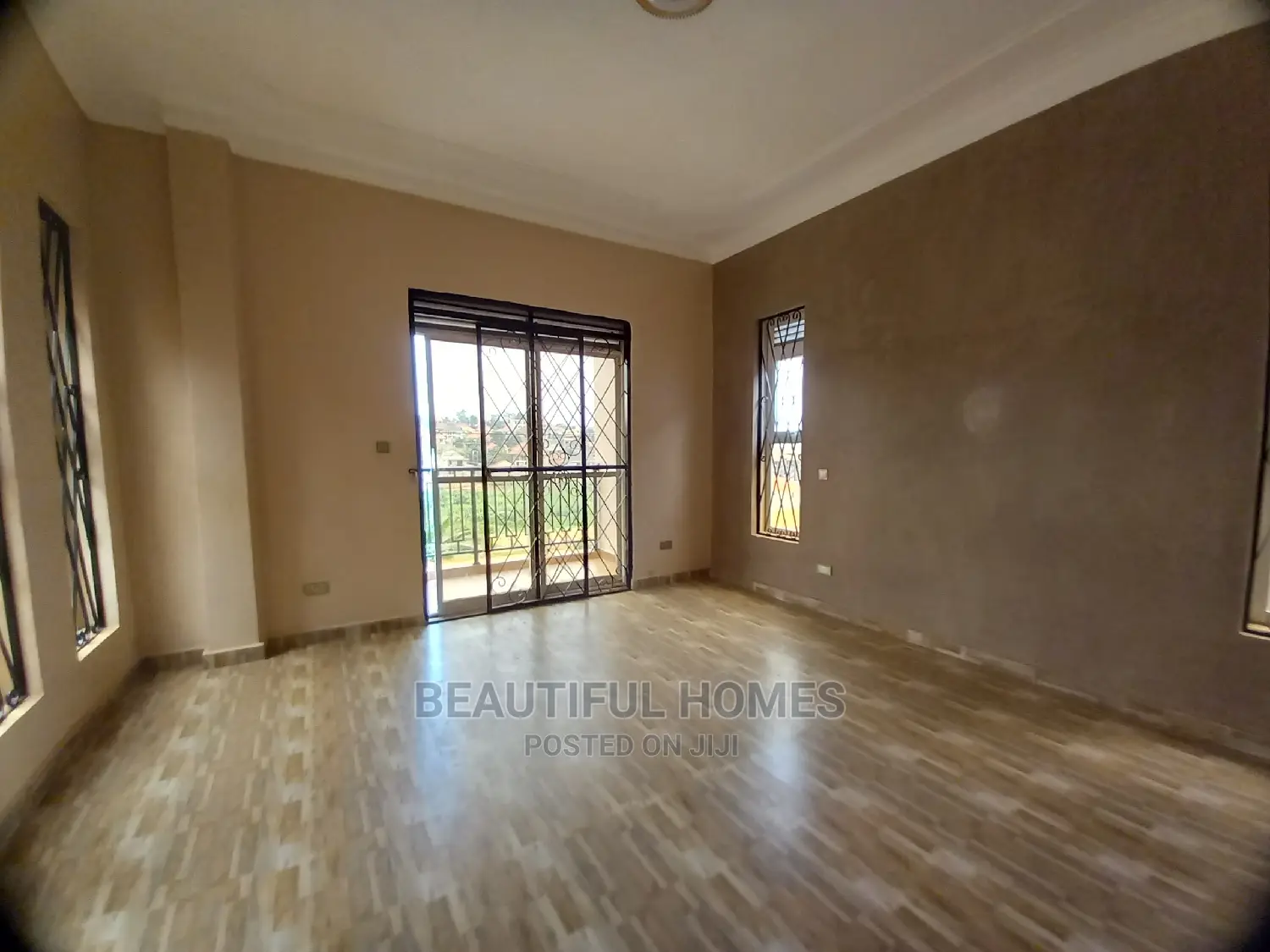 Furnished 4bdrm Mansion in Kira Modern for Sale