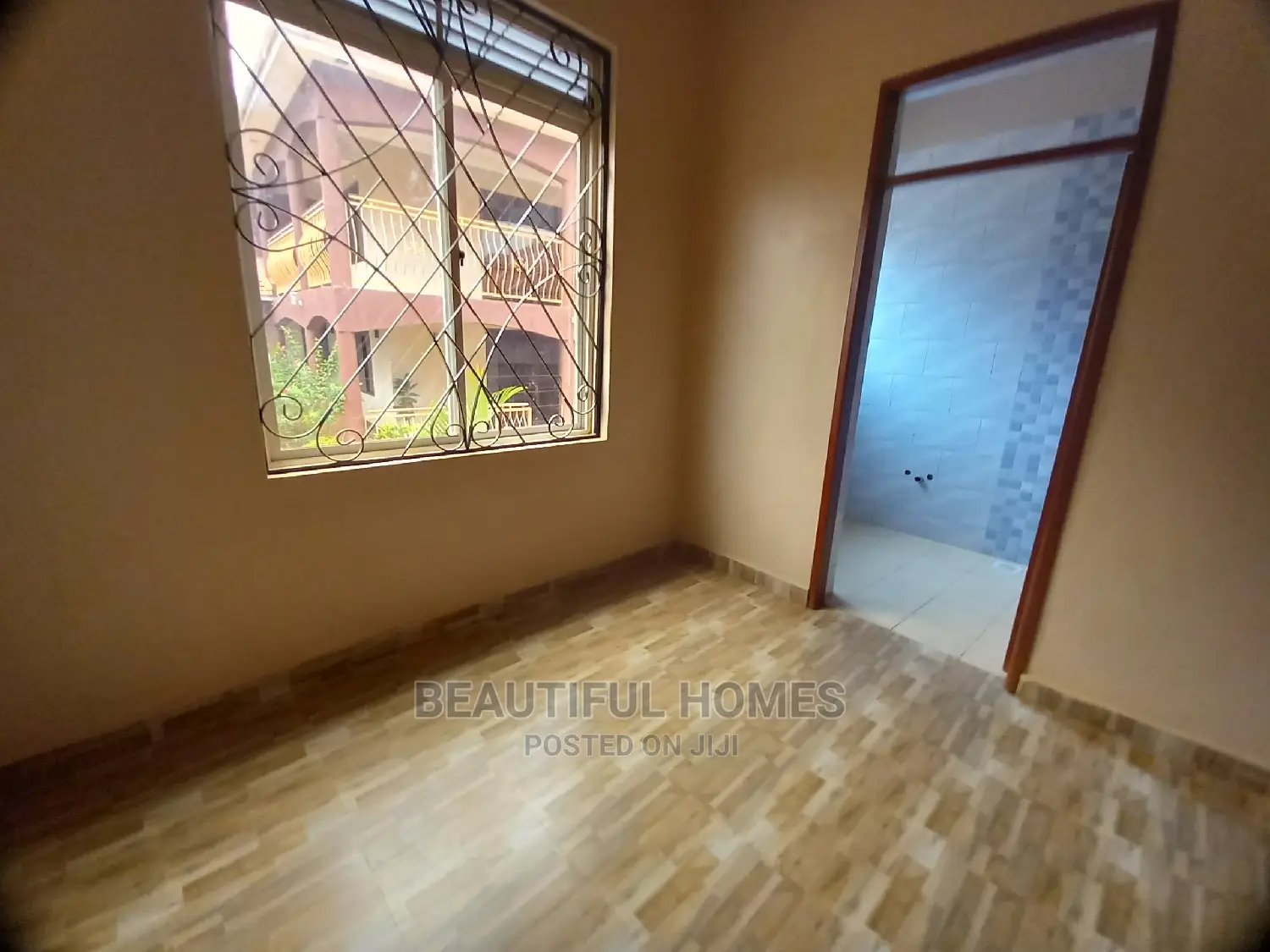 Furnished 4bdrm Mansion in Kira Modern for Sale