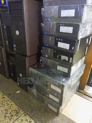 Desktop Computer Dell 4GB Intel Core I3 500GB