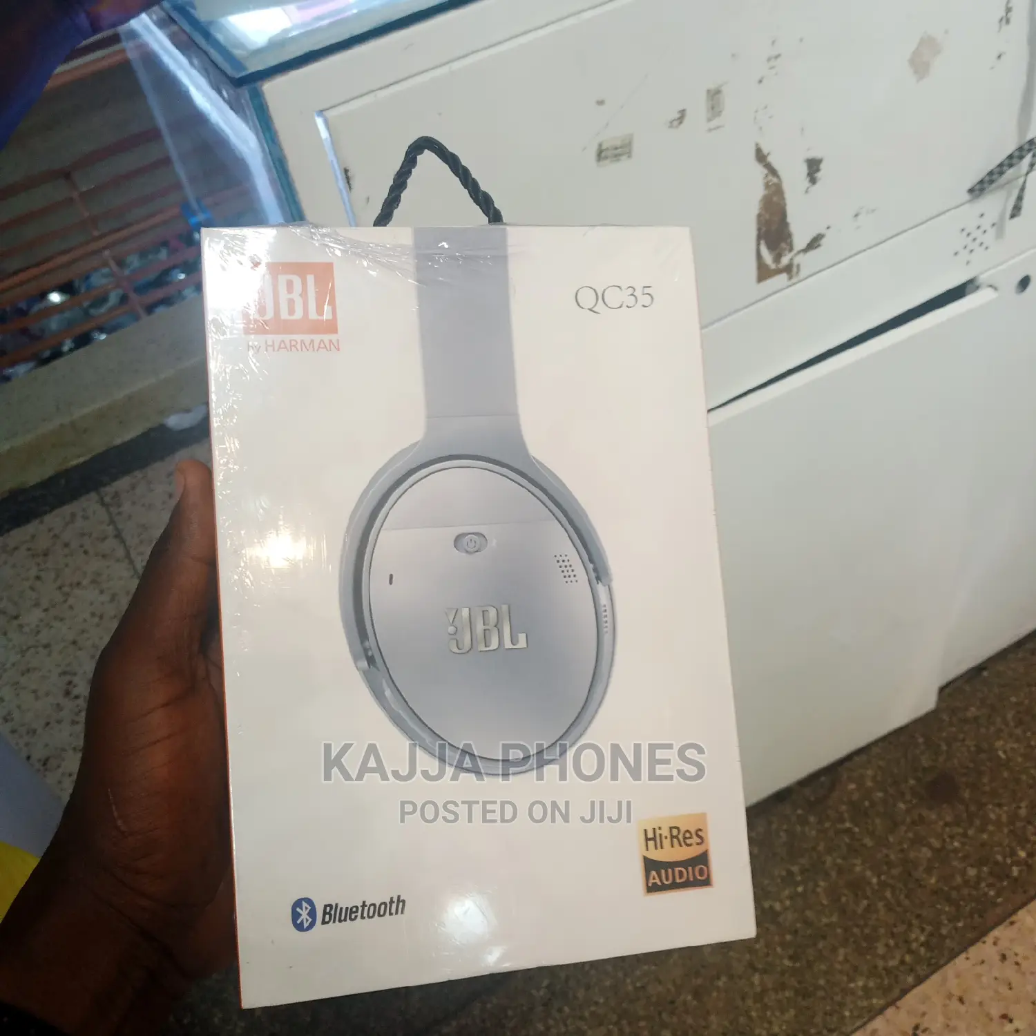 JBL Wireless Headphones
