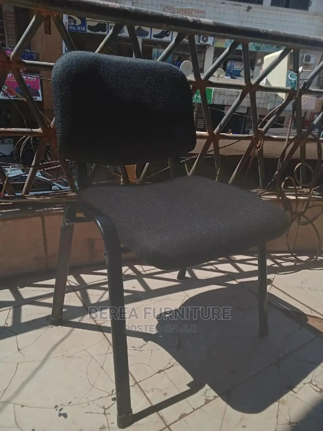 Mesh Waiting Chair