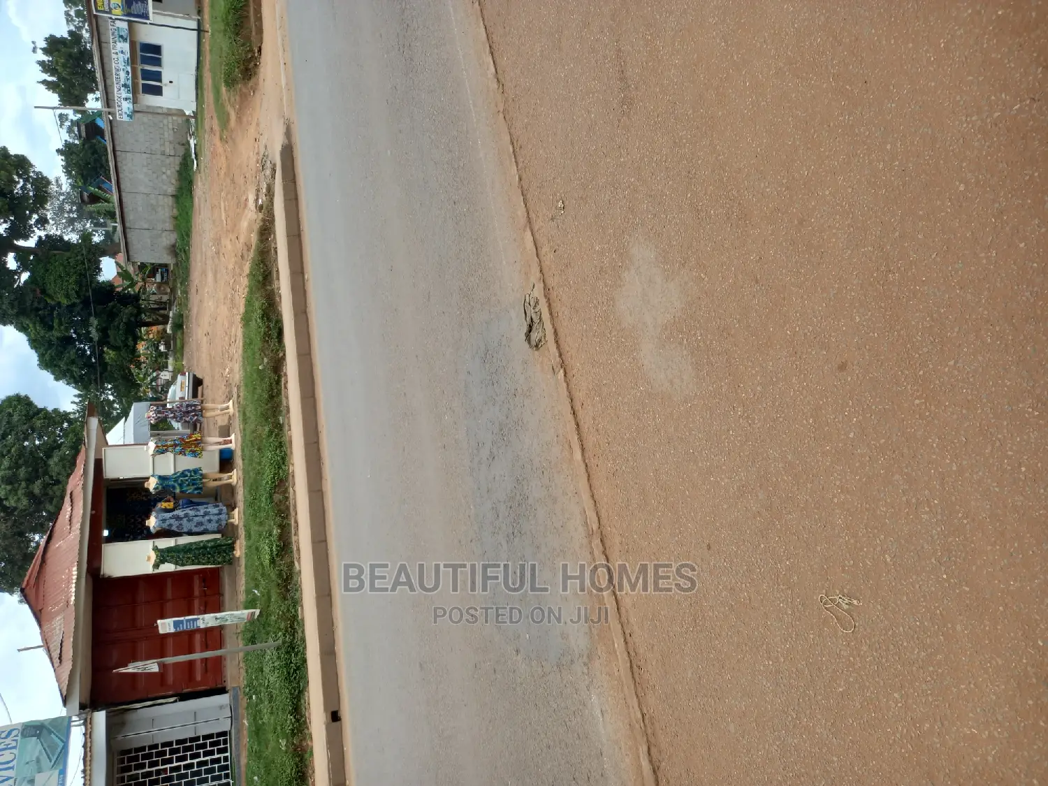 Kyaliwajjara Fresh Commercial Property on Sell