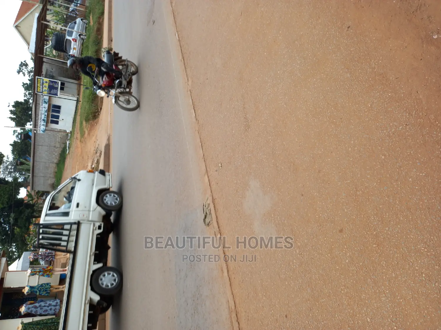 Kyaliwajjara Commercial Plot on Sell