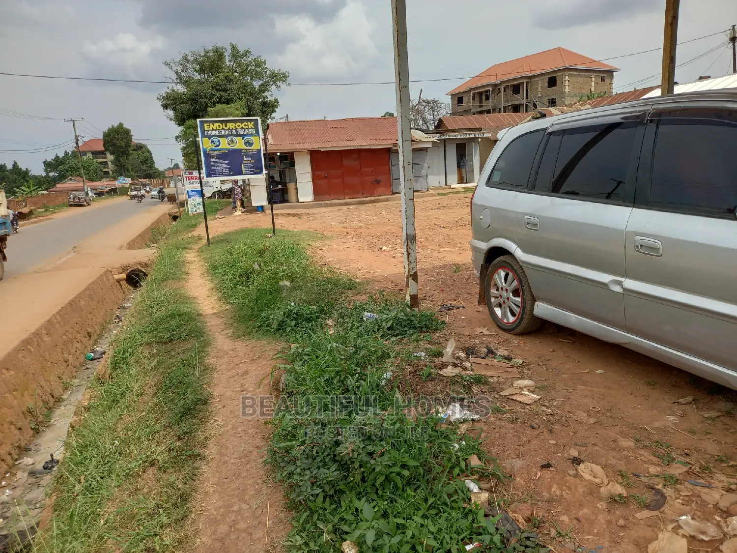Kyaliwajjara Beautiful Commercial Plot Up on Sell