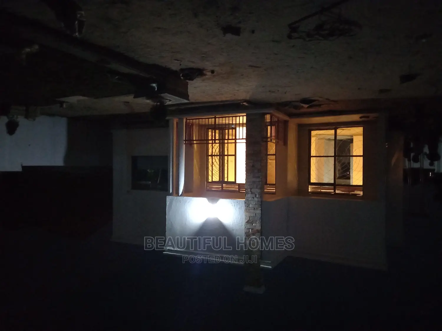 Furnished 4bdrm House in Kira for Sale