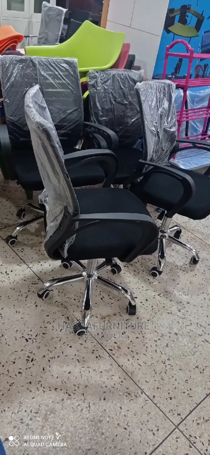 Mesh Simple Office Chair Brand New