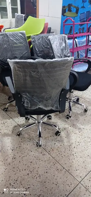 Mesh Simple Office Chair Brand New