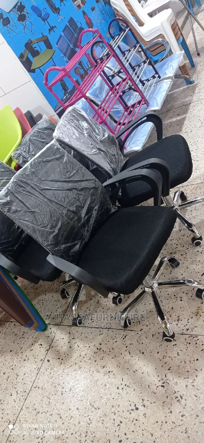 Mesh Simple Office Chair Brand New