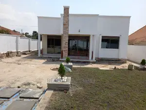 Furnished 4bdrm House in Kira for Sale