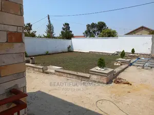 Furnished 4bdrm House in Kira for Sale