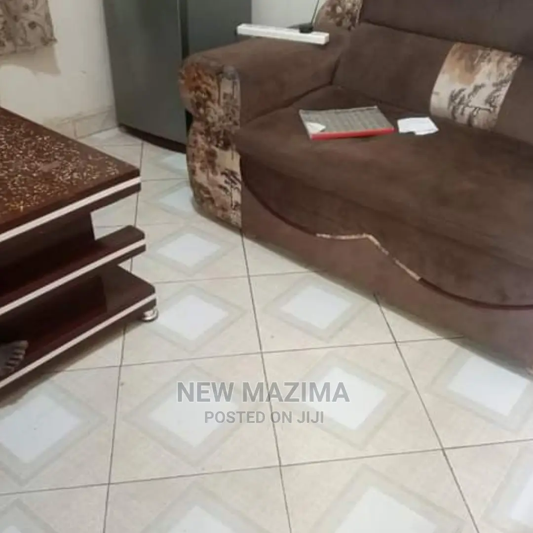 3bdrm House in Nabingo Bataka, Central Division for Sale