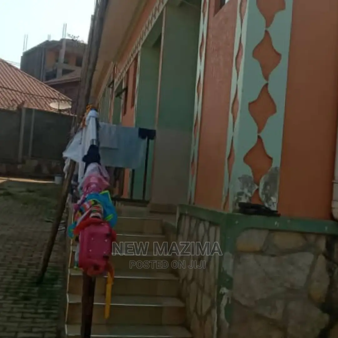 1bdrm House in Salaama Munyonyo, Central Division for Rent