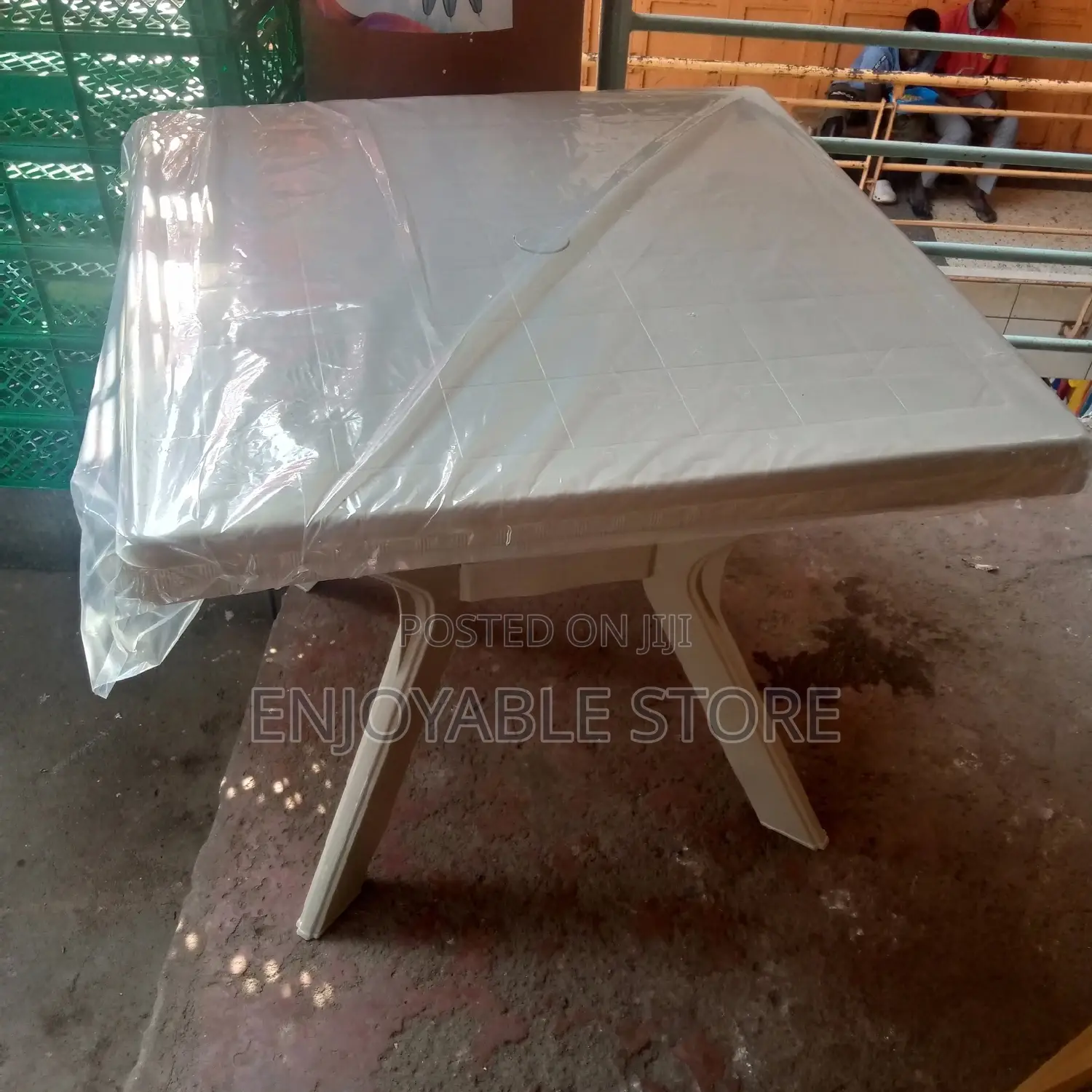 Plastic Durable Square Table