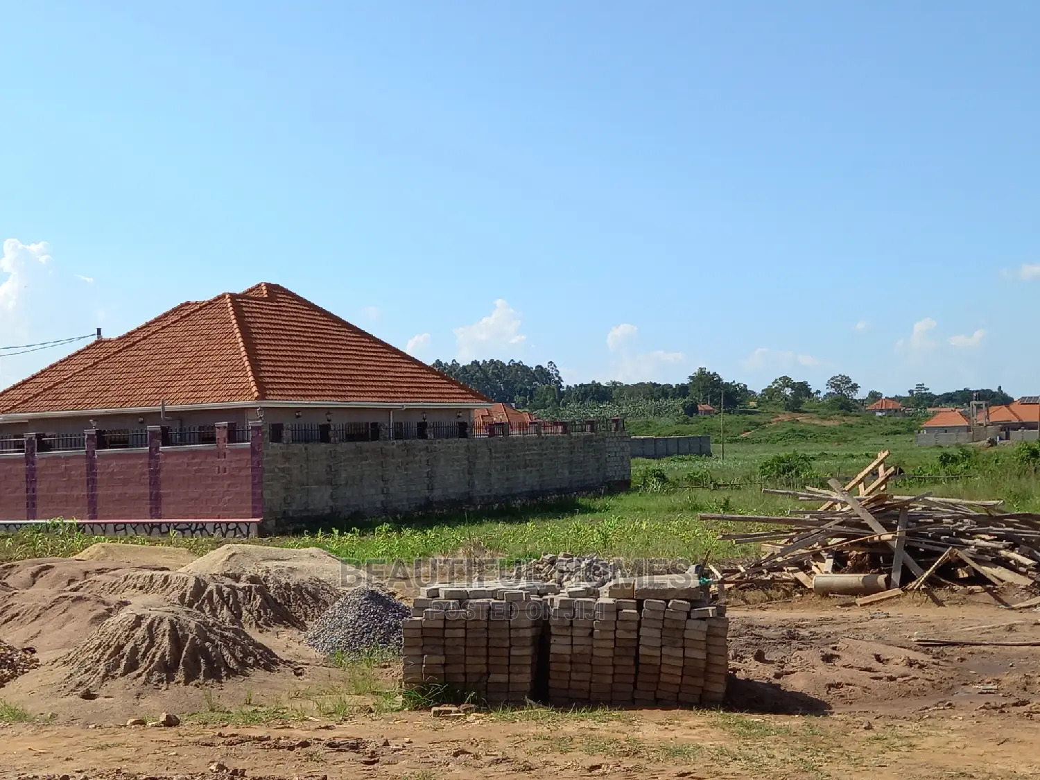 Kira Great Land on Sell