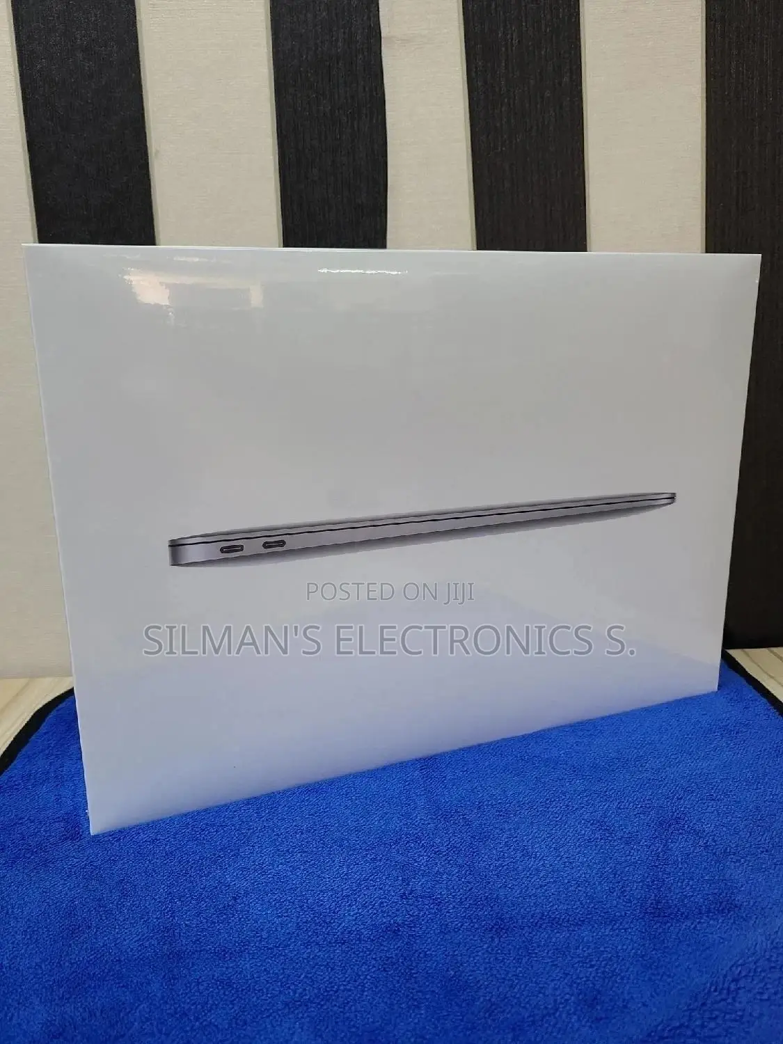 New Laptop Apple MacBook Air 8GB Apple M1 SSD 512GB