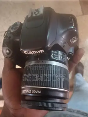 CANON 550 Camera.