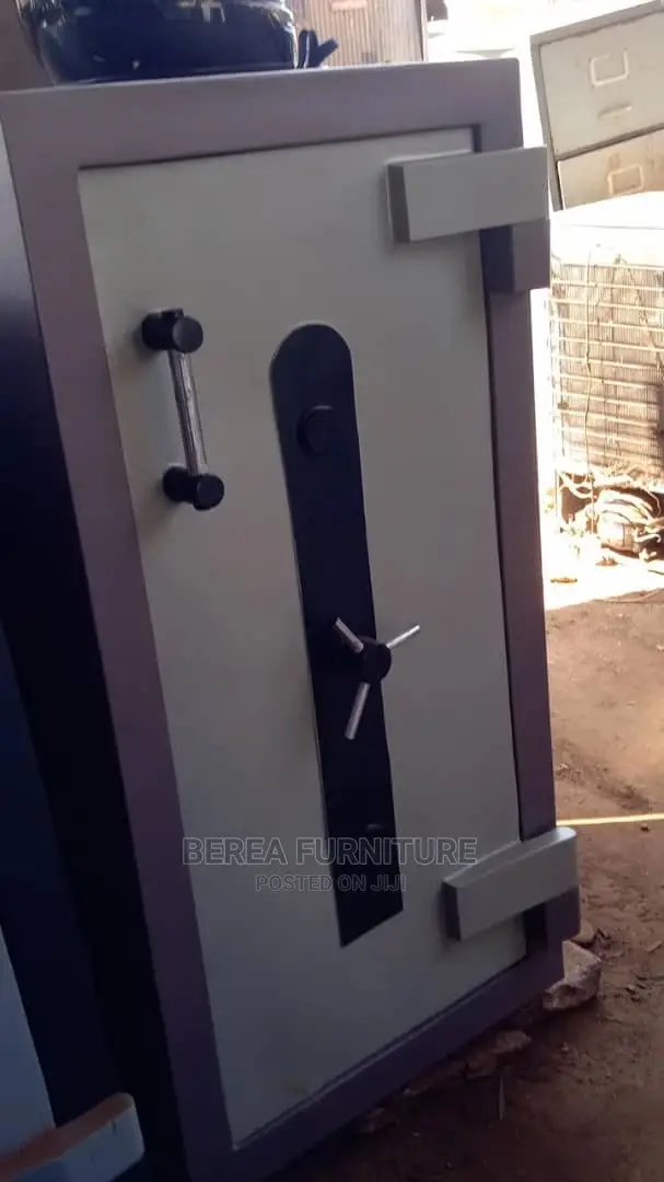 4 Feet Storage Safe
