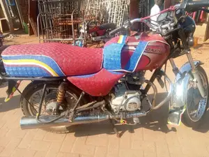 Bajaj Boxer 2022 Red