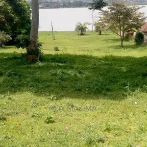 4bdrm House in Nkumba Kasenyi Ntebe, Central Division for Sale