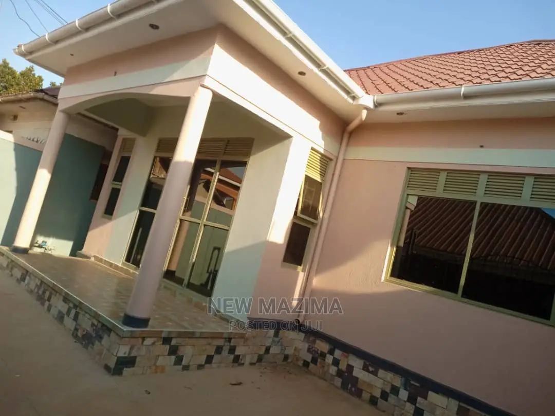3bdrm House in Nansana Wamala, Central Division for Sale