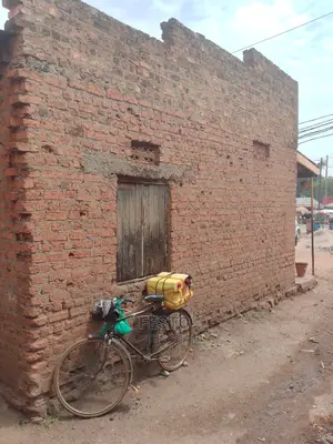 Huge Commercial Building for Sale