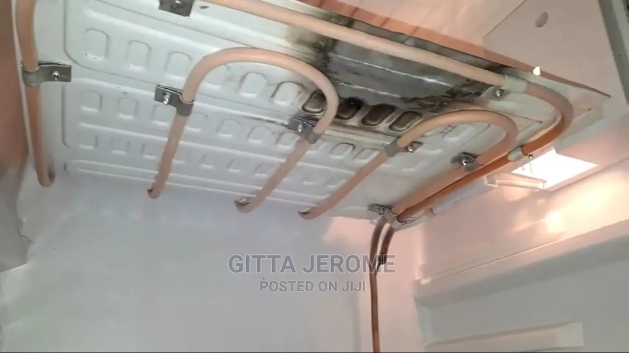Professional Fridge Repair and Refrigerant Gas Filling