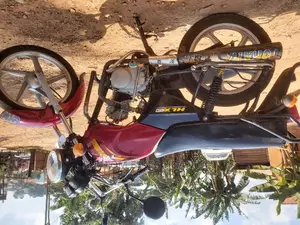 New Bajaj Boxer BM100KS 2022 Red