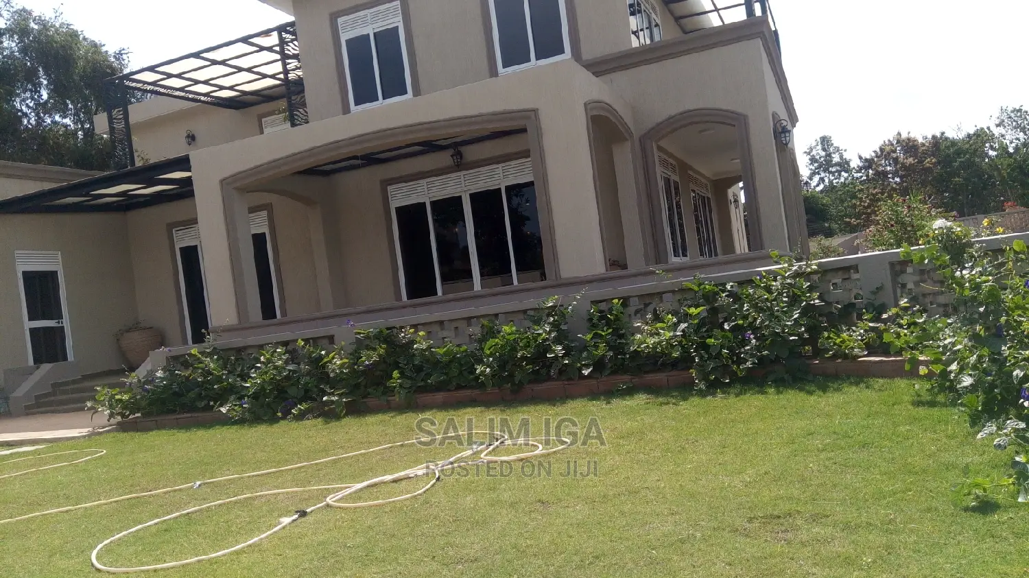 5bdrm Duplex in Kololo Property, Central Division for Rent