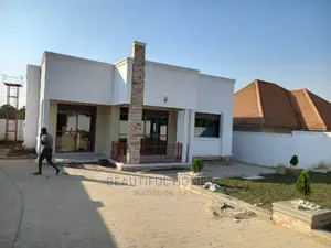 Furnished 4bdrm House in Kira for Sale