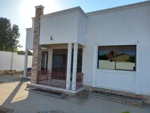 Furnished 4bdrm House in Kira for Sale