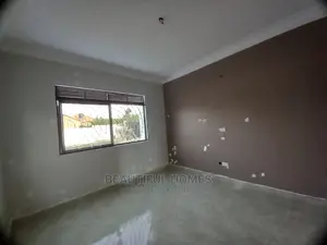 Furnished 4bdrm House in Kira for Sale