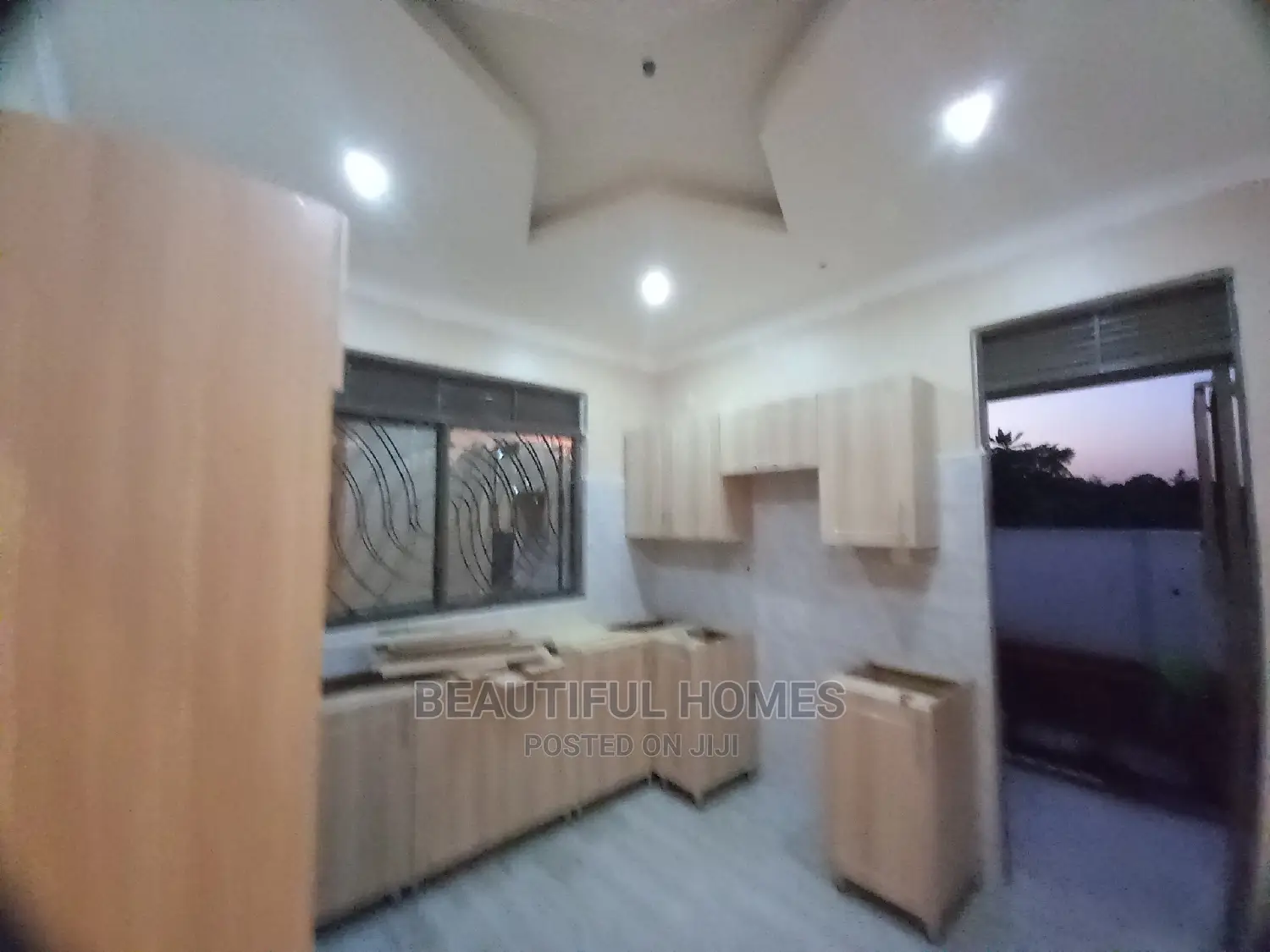 Furnished 4bdrm Bungalow in Kira for Sale