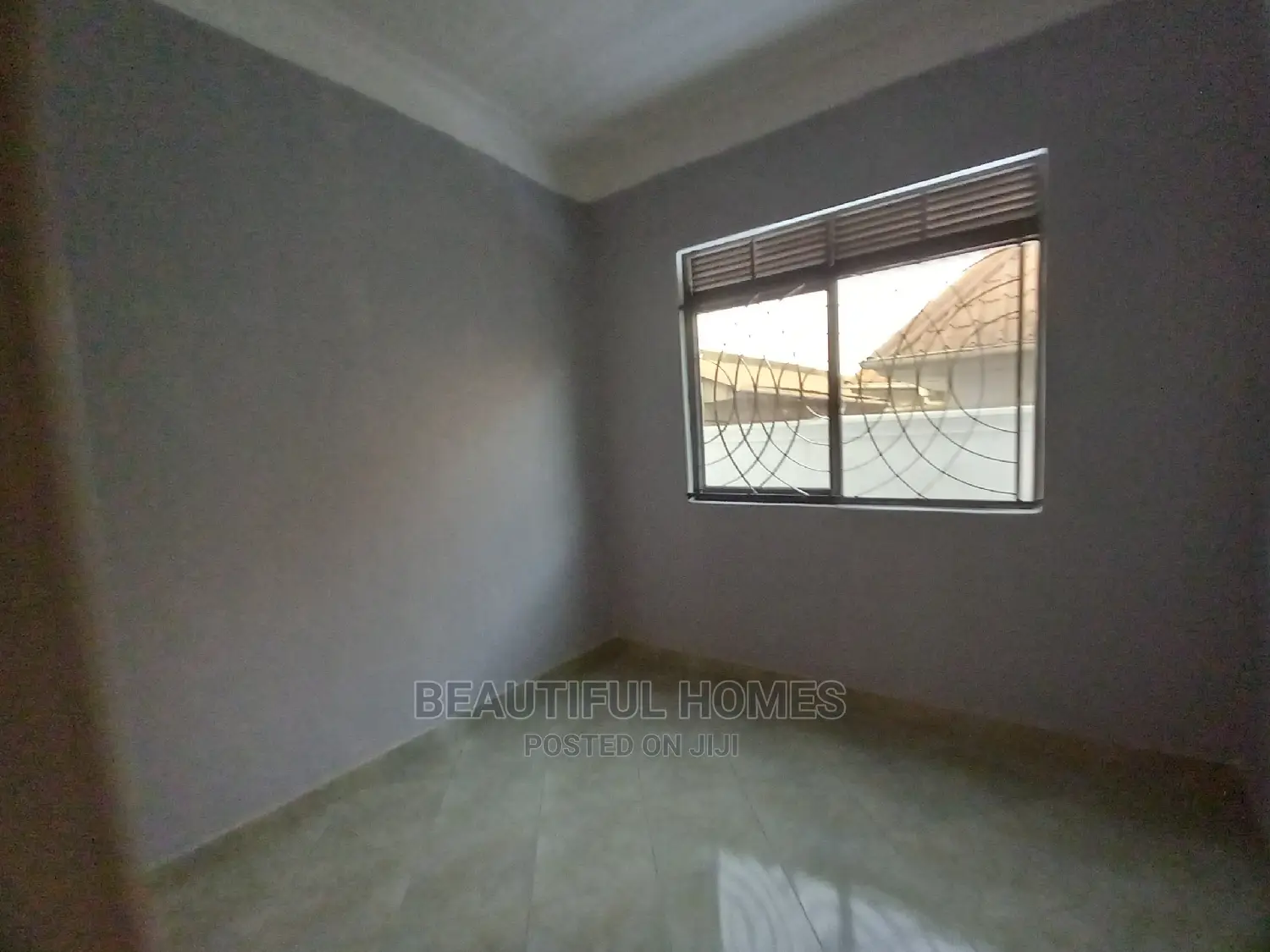 Furnished 4bdrm Bungalow in Kira for Sale