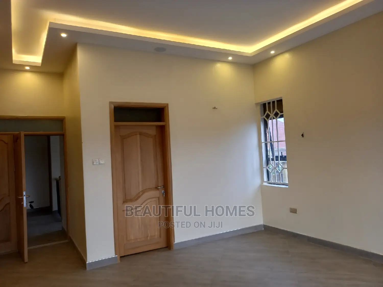 Furnished 4bdrm Bungalow in Kira for Sale