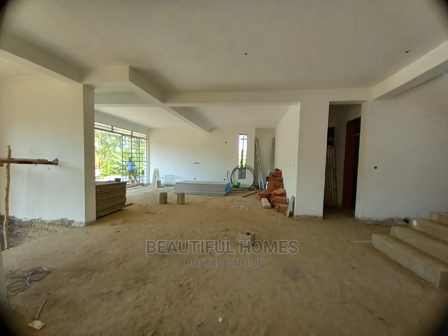 Furnished 6bdrm Mansion in Kyanja, Central Division for Sale